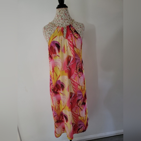 Jennifer Lopez Dresses & Skirts - Jennifer Lopez Floral Halter Neck Dress - Pink and Yellow Size Large